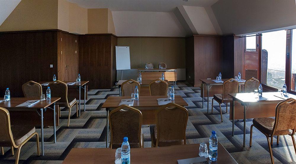 Taxim Express Bosphorus Готель 4*